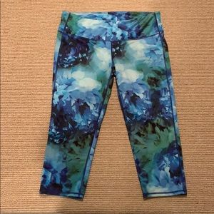 Athleta Bloom Chaturanga Capri